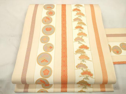 平和屋着物▼塩瀬　全通柄九寸名古屋帯　松　花蝶丸文　金彩　正絹　逸品　CABK8785dy