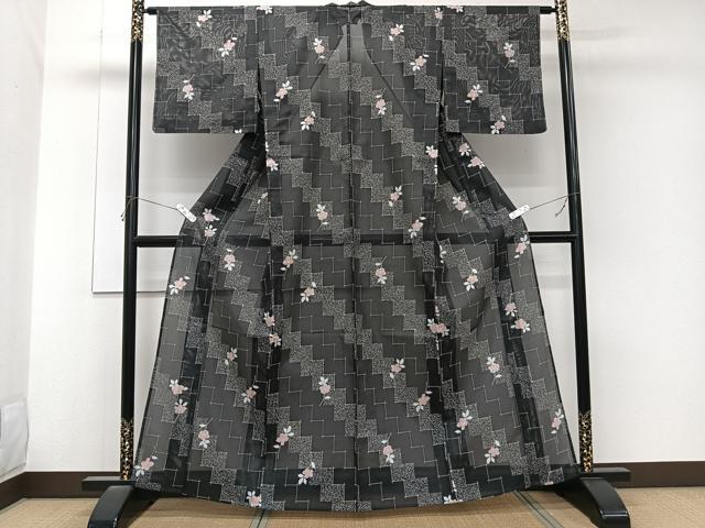 平和屋着物＊夏物　小紋　絽　草花文　黒地　洗える着物　CABK8834xi