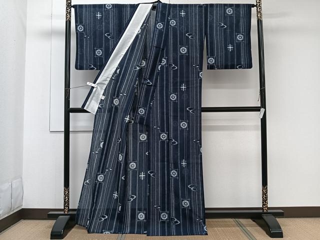平和屋着物＊夏物　小紋　紗　琉球絣文様　洗える着物　CABK8878xi