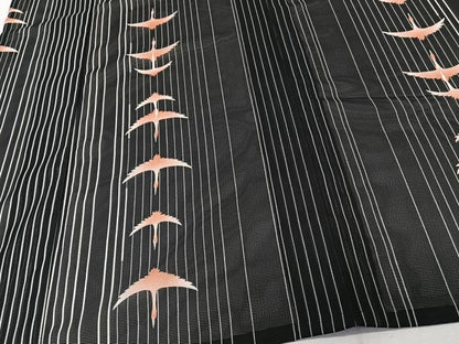 平和屋着物＊夏物　小紋　絽　間道飛鳥文　黒地　洗える着物　CABK8940xi