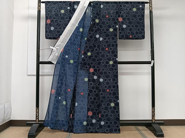 平和屋着物＊夏物　小紋　絽　青海波亀甲文　洗える着物　CABK8971xi