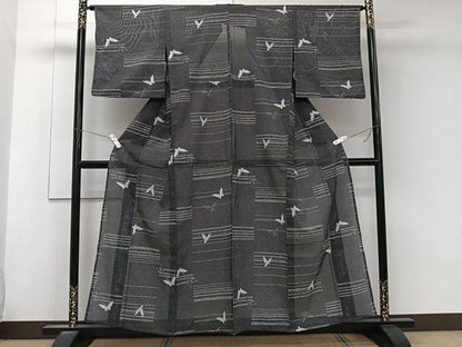 平和屋着物＊夏物　小紋　絽　舞蝶文　黒地　洗える着物　CABK9013xi