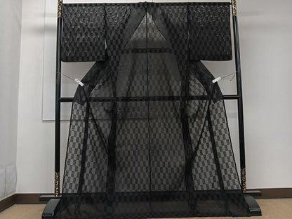 平和屋着物＊夏物　お召　色紙文　黒地　ロング丈　正絹　逸品　CABK9125xi