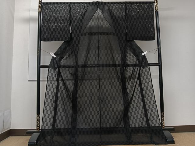 平和屋着物＊夏物　お召　色紙文　黒地　ロング丈　正絹　逸品　CABK9125xi