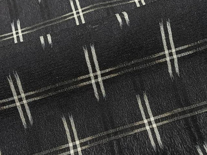 平和屋着物＊夏物　お召　井桁絣文様　黒地　正絹　逸品　CABK9196xi