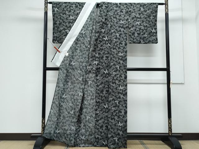 平和屋着物＊夏物　小紋　絽　花蝶文　黒地　さんび謹製　洗える着物　CABK9213th