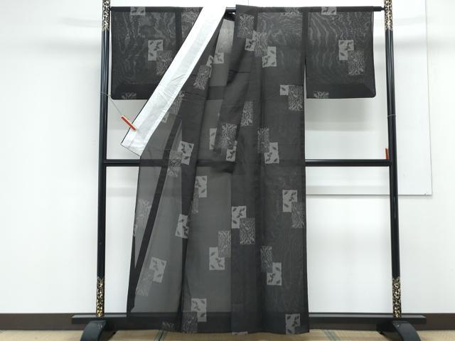 平和屋着物＊夏物　東郷織物謹製　本場大島紬　夏大島　160亀甲　飛び亀甲　色紙重ね舞葉文　正絹　逸品　CABK9330th