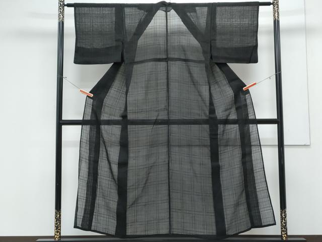 平和屋着物＊夏物　紗紬　格子文　黒地　正絹　逸品　CABK9342th