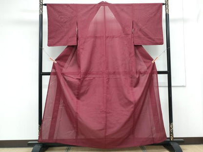 平和屋着物＊夏物　色無地　笹紋紗　濃紅色　正絹　逸品　CABK9345th