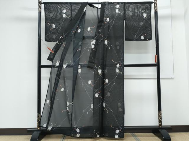 平和屋着物＊夏物　小紋　絽　能面　黒地　洗える着物　CABK9349th