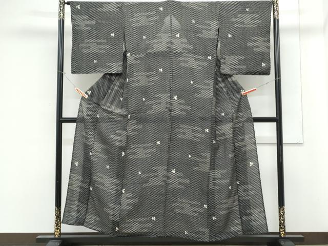 平和屋着物＊夏物　小紋　絽　瓦舞葉文　黒地　正絹　逸品　CABK9542th