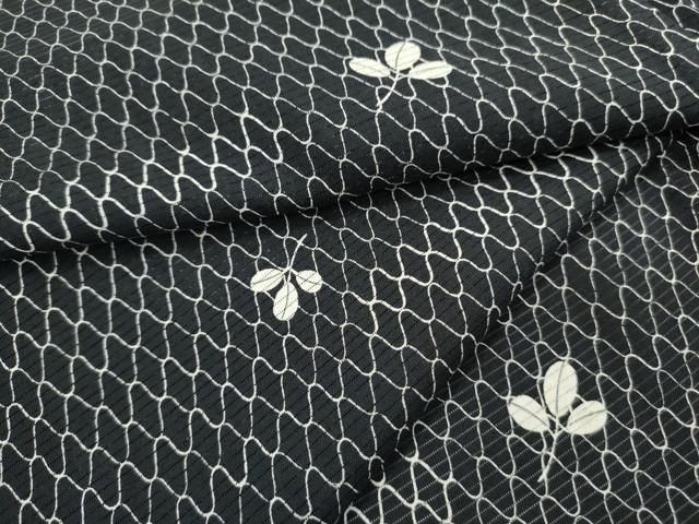 平和屋着物＊夏物　小紋　絽　瓦舞葉文　黒地　正絹　逸品　CABK9542th