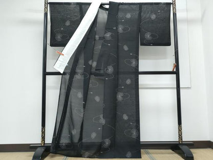 平和屋着物＊夏物　紗紬　片輪車文　黒地　正絹　逸品　CABK9556th