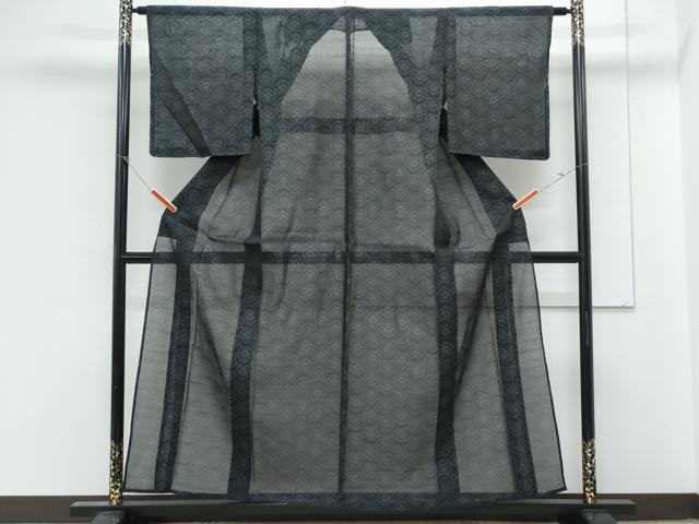 平和屋着物＊夏物　本場大島紬　夏大島　舞花文　正絹　逸品　未使用　CABK9559th