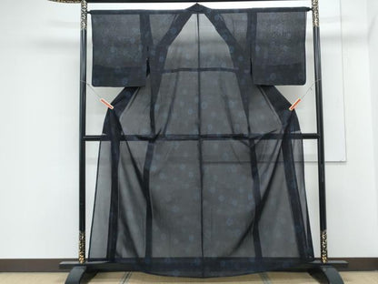 平和屋着物＊夏物　本場大島紬　夏大島　花唐草文　正絹　逸品　CABK9567th