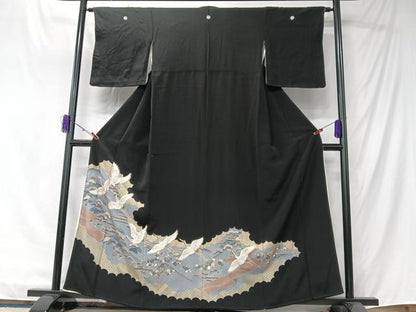 平和屋着物■豪華黒留袖　駒刺繍　飛鶴松文　金彩　正絹　逸品　CABK9690xe