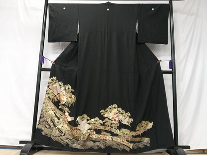 平和屋着物■豪華黒留袖　駒刺繍　飛鶴浜松文　金彩　正絹　逸品　CABK9700xe