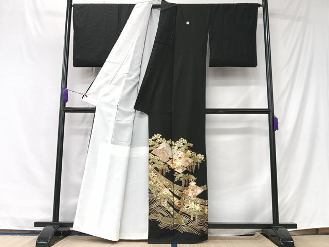 平和屋着物■豪華黒留袖　駒刺繍　飛鶴浜松文　金彩　正絹　逸品　CABK9700xe