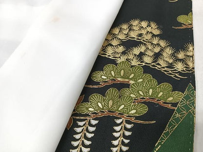 平和屋着物■豪華黒留袖　駒刺繍　飛鶴浜松文　金彩　正絹　逸品　CABK9700xe