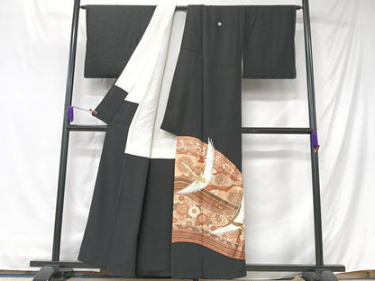 平和屋着物■豪華黒留袖　作家物　駒刺繍　飛鶴花唐草文　金彩　正絹　逸品　CABK9701xe
