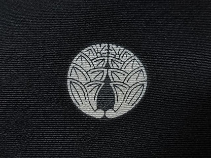平和屋着物■松尾光琳　黒留袖　流水風景松文　金彩　正絹　逸品　CABK9705xe