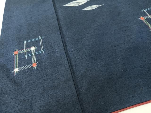 平和屋着物■上質な紬　井桁絣　舞葉文　正絹　逸品　CABK9735xe