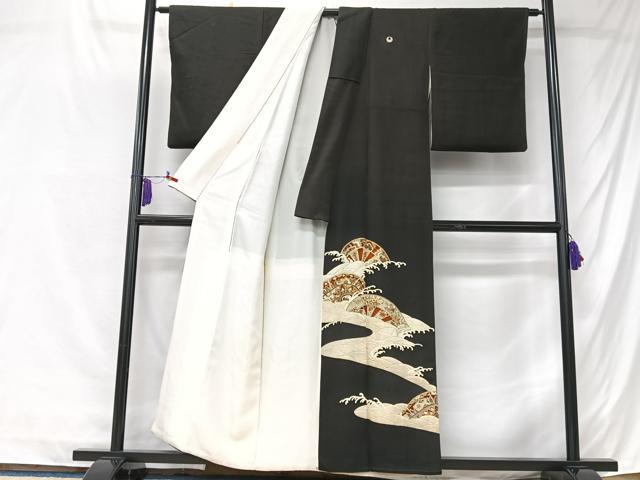 平和屋着物■豪華黒留袖　片輪車立波文　金彩　正絹　逸品　CABK9817xe