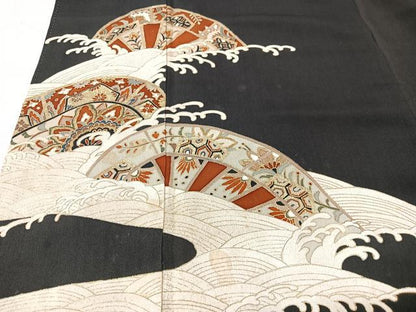 平和屋着物■豪華黒留袖　片輪車立波文　金彩　正絹　逸品　CABK9817xe