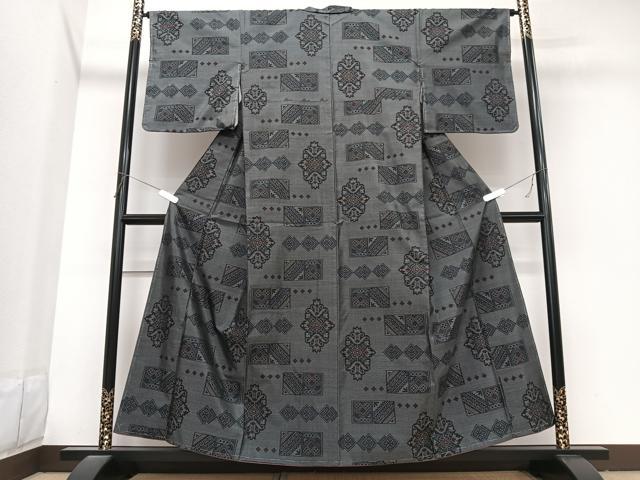 平和屋着物■本場大島紬　幾何学文様　正絹　逸品　未使用　CABK9833xe