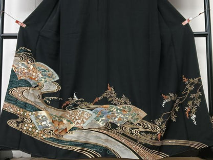 平和屋着物■豪華黒留袖　駒刺繍　手描き　流水地紙風景文　金彩　正絹　逸品　CABK9941xe