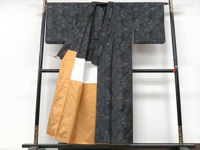 平和屋着物■本場大島紬　亀甲花文　胴抜き仕立て　正絹　逸品　CABK9945xe