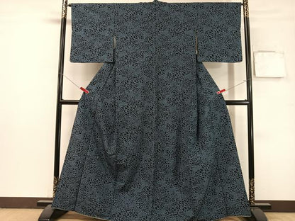 平和屋着物●上質な紬　唐草文　黒地　正絹　逸品　CABL0076vp