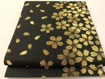 平和屋着物●六通柄袋帯　舞桜　黒地　金糸　正絹　逸品　CABL0135vp