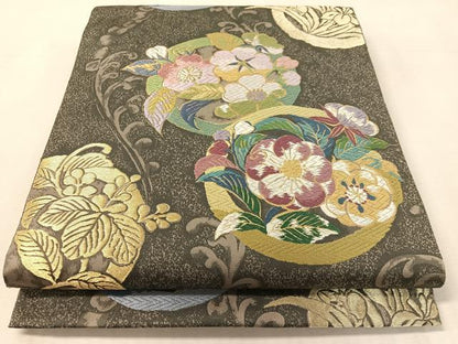 平和屋着物●「美しいキモノ」お馴染みのメーカー　となみ織物　六通柄袋帯　唐織　草花丸文　金糸　共箱付き　正絹　逸品　CABL0142vp