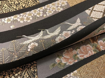 平和屋着物●六通柄袋帯　唐織　宮中雅帯展　黒地　金銀糸　正絹　逸品　CABL0207vp