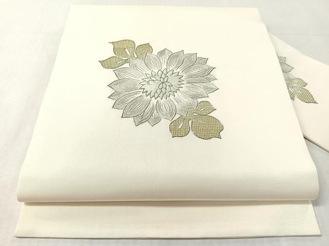 平和屋着物●九寸名古屋帯　駒刺繍　草花文　銀糸　鈴乃屋扱い　正絹　逸品　CABL0322vp