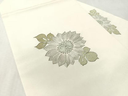 平和屋着物●九寸名古屋帯　駒刺繍　草花文　銀糸　鈴乃屋扱い　正絹　逸品　CABL0322vp