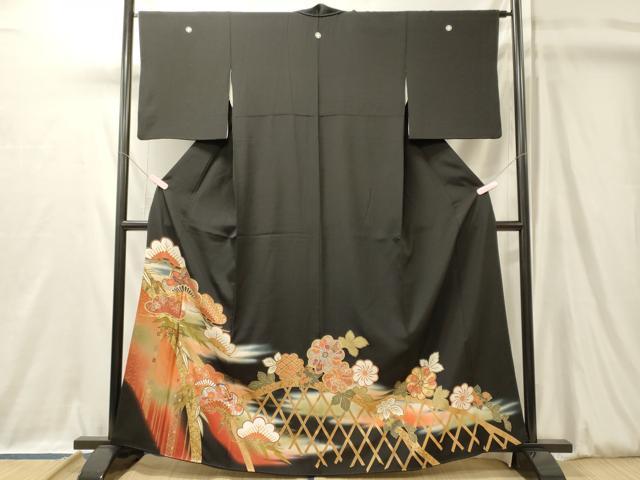 平和屋着物■豪華黒留袖　吉祥笠松花文　金銀彩　正絹　逸品　CABL0424oy