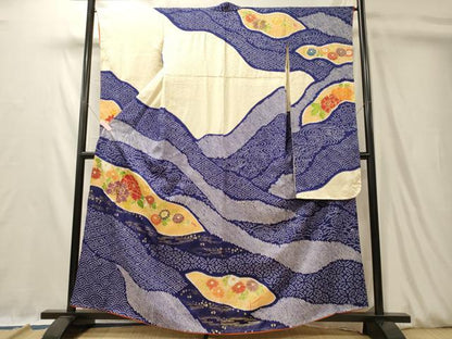 平和屋着物■豪華振袖　駒刺繍　絞り　吉祥草花文　金彩　正絹　逸品　未使用　CABL0528oy