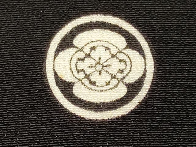 平和屋着物■豪華黒留袖　駒刺繍　尾長鳥花松葉文　金彩　正絹　逸品　CABL0637oy