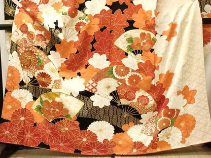 平和屋着物■豪華振袖　駒刺繍　扇面吉祥花文　黒地　金彩　正絹　逸品　CABL0688oy