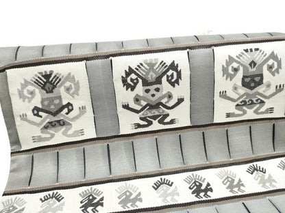 平和屋着物●太鼓柄袋帯　神人文様綴織　銀通し地　正絹　逸品　CABL0840hy