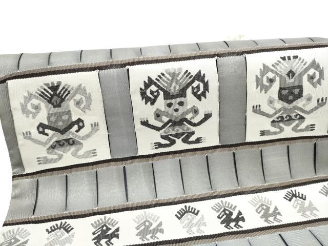 平和屋着物●太鼓柄袋帯　神人文様綴織　銀通し地　正絹　逸品　CABL0840hy