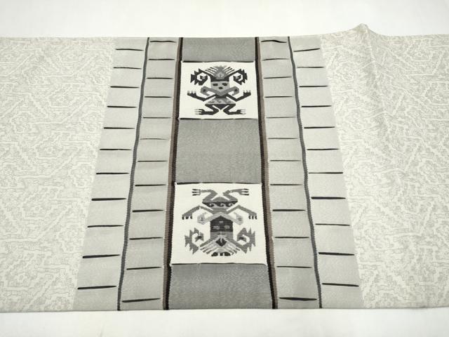平和屋着物●太鼓柄袋帯　神人文様綴織　銀通し地　正絹　逸品　CABL0840hy