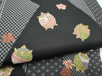 平和屋着物●六通柄袋帯　唐織　義経千本桜　洛中小紋　黒地　金糸　正絹　逸品　CABL0898hy