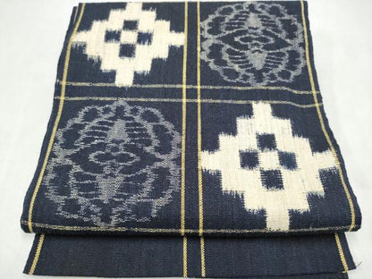 平和屋着物●八寸名古屋帯　紬地　幾何学舞蝶文　正絹　逸品　CABL0989hy