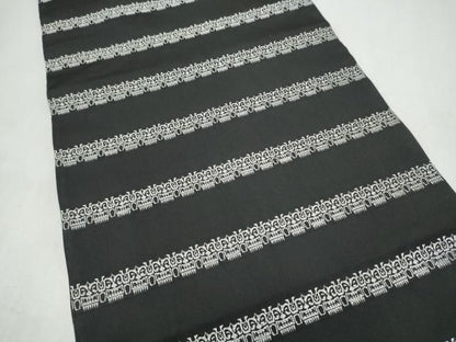 平和屋着物●龍村美術織物 　九寸開き名古屋帯　獅噛文長班錦　黒地　銀糸　正絹　逸品　CABL1007hy