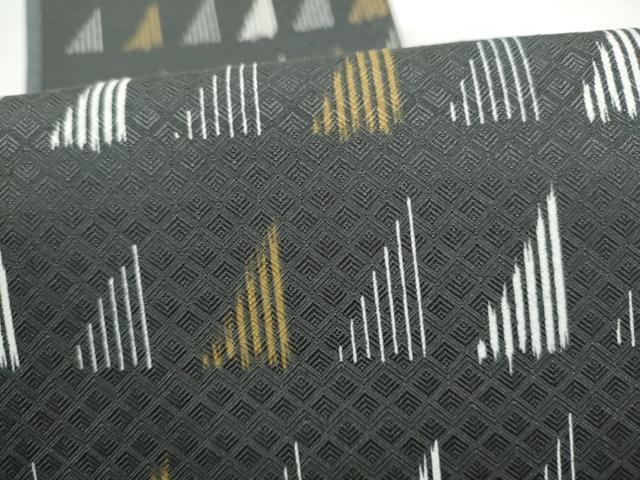 平和屋着物●両面　半幅帯　幾何学文様　黒地　CABL1071hy