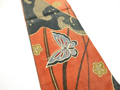 平和屋着物●半幅帯　舞蝶桜文　金彩　金通し地　正絹　逸品　CABL1072hy