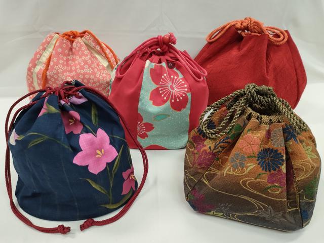 平和屋着物▼和装小物　和装バッグ　巾着まとめて５点　桔梗　流水花文　縮緬　綿　金彩　浴衣　袴　逸品　CABL2427ju